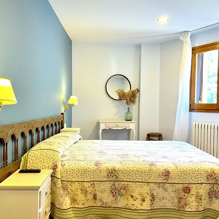 Casa de hóspedes D'àneu 3*